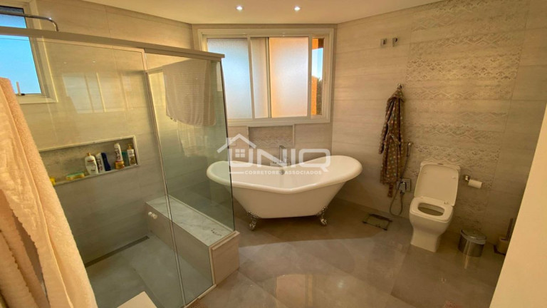 Imagem Casa com 5 Quartos à Venda, 382 m² em Pinheiros - Pato Branco Imagem Casa com 5 Quartos à Venda, 382 m² em Pinheiros - Pato Branco