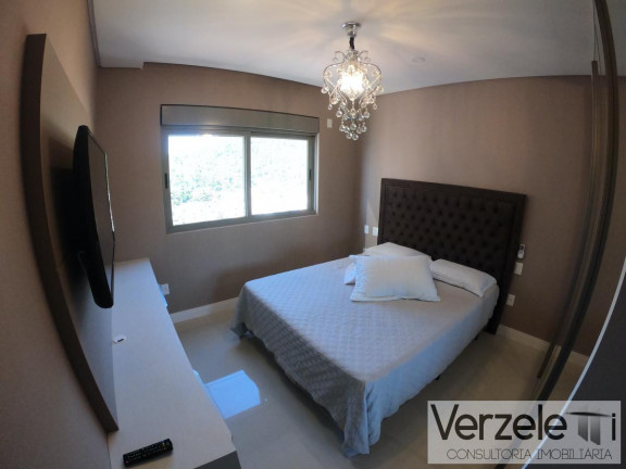 Imagem Apartamento com 4 Quartos para Alugar, 183 m² em Centro - Balneário Camboriú