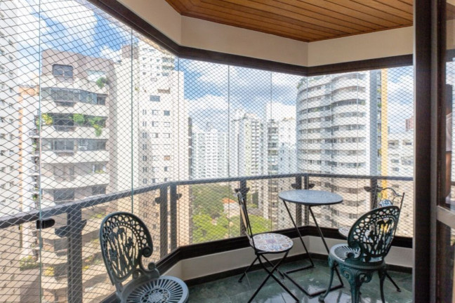 Imagem Imóvel com 3 Quartos à Venda, 156 m² em Moema - São Paulo Imagem Imóvel com 3 Quartos à Venda, 156 m² em Moema - São Paulo