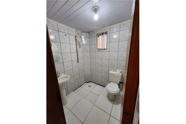 Imagem Casa com 3 Quartos à Venda, em Olaria - Canoas Imagem Casa com 3 Quartos à Venda, em Olaria - Canoas