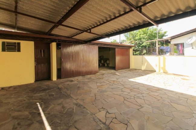 Imagem Casa com 7 Quartos à Venda,  em Nonoai - Porto Alegre