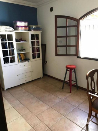 Imagem Casa com 5 Quartos à Venda, 301 m² em Zona 03 - Maringá Imagem Casa com 5 Quartos à Venda, 301 m² em Zona 03 - Maringá