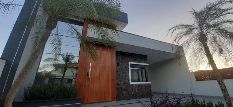 Casa com 3 Quartos à Venda, 112 m² em Potecas - São José