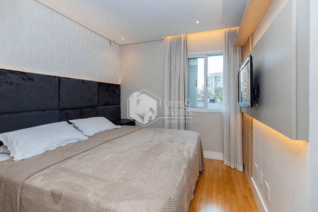 Imagem Casa com 3 Quartos à Venda, 259 m² em Vila Andrade - São Paulo Imagem Casa com 3 Quartos à Venda, 259 m² em Vila Andrade - São Paulo