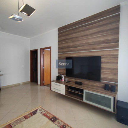 Imagem Casa com 4 Quartos à Venda, 500 m² em Medeiros - Jundiaí