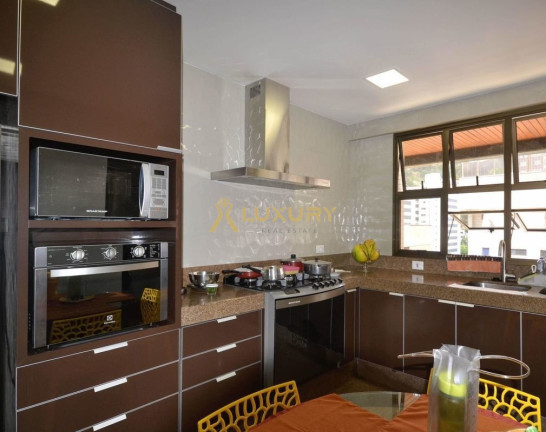 Imagem Imóvel com 4 Quartos à Venda, 440 m² em Serra - Belo Horizonte Imagem Imóvel com 4 Quartos à Venda, 440 m² em Serra - Belo Horizonte