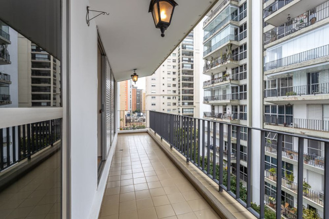 Imagem Imóvel com 4 Quartos à Venda, em Indianópolis - São Paulo Imagem Imóvel com 4 Quartos à Venda, em Indianópolis - São Paulo