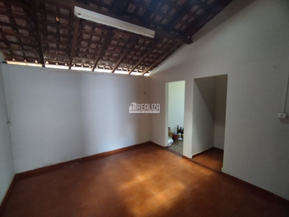 Imagem Casa com 4 Quartos à Venda, 350 m² em São Benedito - Uberaba Imagem Casa com 4 Quartos à Venda, 350 m² em São Benedito - Uberaba