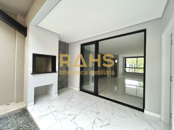 Imagem Casa com 3 Quartos à Venda, 160 m² em América - Joinville Imagem Casa com 3 Quartos à Venda, 160 m² em América - Joinville