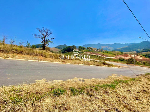 Imagem Terreno à Venda, 233 m² em Centro - Extrema Imagem Terreno à Venda, 233 m² em Centro - Extrema