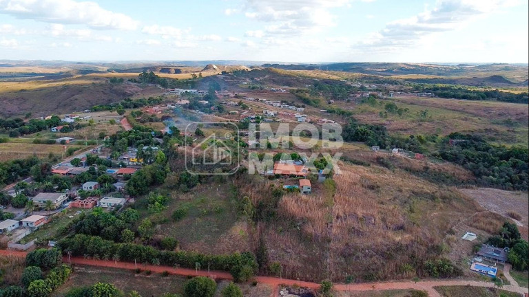 Imagem Casa com 4 Quartos à Venda, 220 m² em Ceilândia - Brasília Imagem Casa com 4 Quartos à Venda, 220 m² em Ceilândia - Brasília