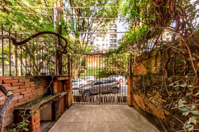 Imagem Casa com 2 Quartos à Venda, 93 m² em Vila Madalena - São Paulo Imagem Casa com 2 Quartos à Venda, 93 m² em Vila Madalena - São Paulo