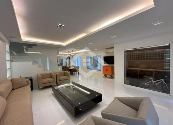 Imagem Casa com 4 Quartos à Venda, 412 m² em Barra Da Tijuca - Rio De Janeiro Imagem Casa com 4 Quartos à Venda, 412 m² em Barra Da Tijuca - Rio De Janeiro