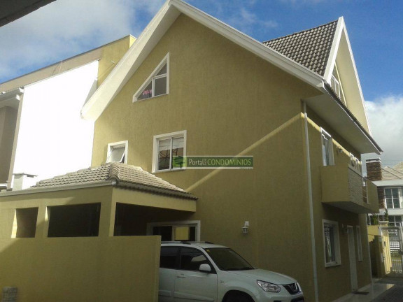Imagem Sobrado com 3 Quartos à Venda, 206 m² em Atuba - Curitiba Imagem Sobrado com 3 Quartos à Venda, 206 m² em Atuba - Curitiba
