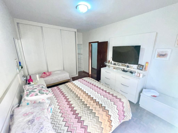 Imagem Casa com 6 Quartos à Venda, 321 m² em Boa Vista - Londrina Imagem Casa com 6 Quartos à Venda, 321 m² em Boa Vista - Londrina