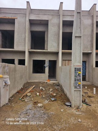 Sobrado com 2 Quartos à Venda, 65 m² em Vila Nova - Joinville