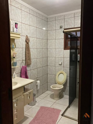 Imagem Casa com 3 Quartos à Venda, 69 m²