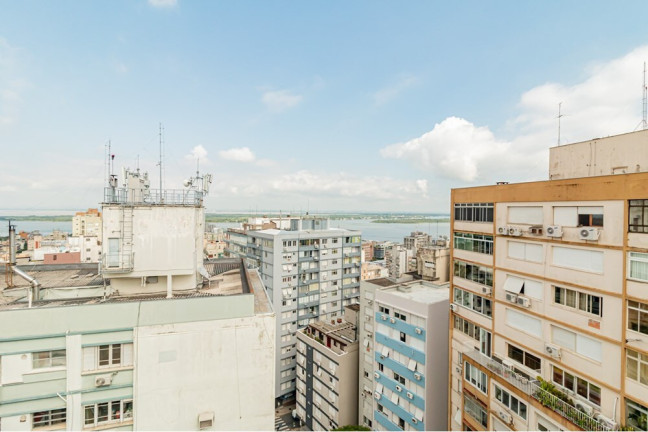Imagem Apartamento com 1 Quarto à Venda, 50 m² em Centro Histórico - Porto Alegre Imagem Apartamento com 1 Quarto à Venda, 50 m² em Centro Histórico - Porto Alegre