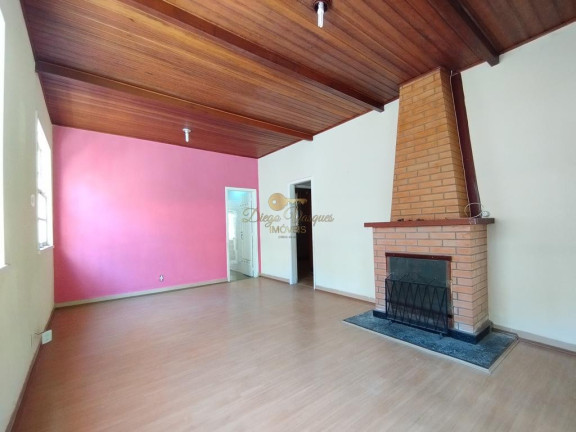 Imagem Casa com 4 Quartos à Venda, 177 m² em Agriões - Teresópolis Imagem Casa com 4 Quartos à Venda, 177 m² em Agriões - Teresópolis