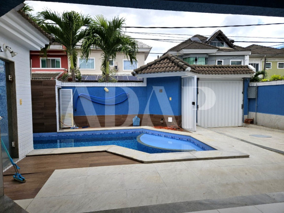 Imagem Casa com 4 Quartos para Alugar, 230 m² em Vargem Pequena - Rio De Janeiro