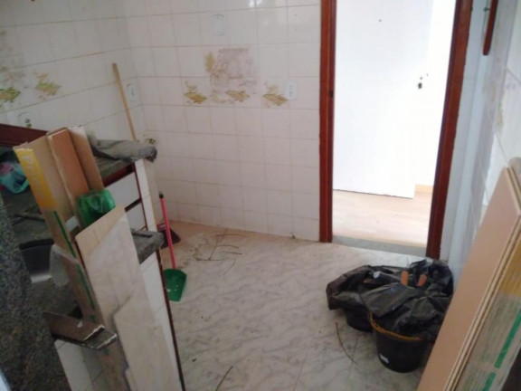 Imagem Imóvel com 2 Quartos à Venda, 25 m² em Campo Grande - Rio De Janeiro Imagem Imóvel com 2 Quartos à Venda, 25 m² em Campo Grande - Rio De Janeiro