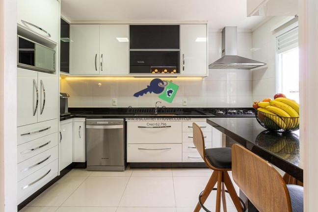 Imagem Casa de Condomínio com 4 Quartos à Venda, 307 m² em Jardim Prudência - São Paulo