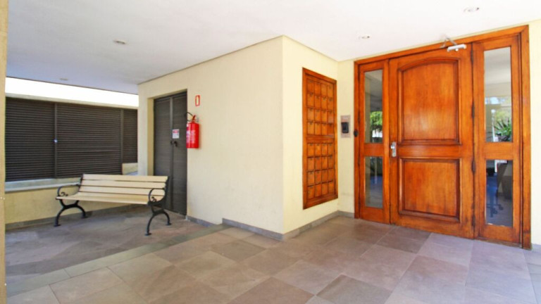 Imagem Apartamento com 2 Quartos à Venda, 56 m² em Santana - Porto Alegre Imagem Apartamento com 2 Quartos à Venda, 56 m² em Santana - Porto Alegre