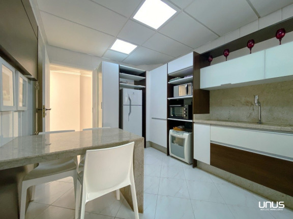 Imagem Apartamento com 4 Quartos à Venda, 336 m² em Estreito - Florianópolis