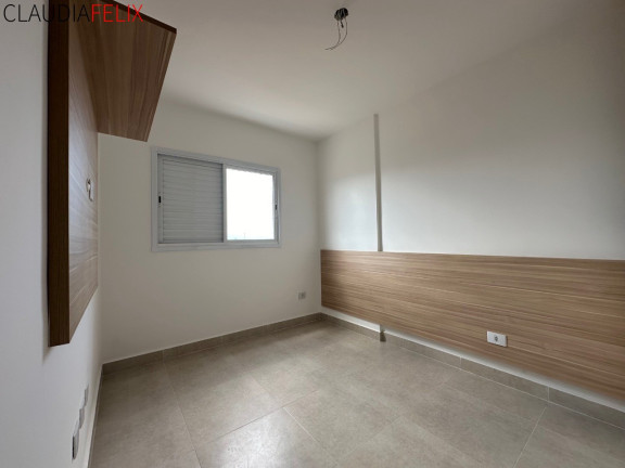 Imagem Imóvel com 2 Quartos à Venda, 71 m² em Guilhermina - Praia Grande Imagem Imóvel com 2 Quartos à Venda, 71 m² em Guilhermina - Praia Grande