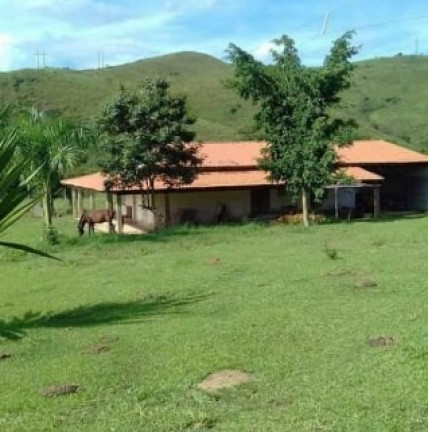 Imagem Imóvel com 3 Quartos à Venda, em Itagaçaba - Cruzeiro Imagem Imóvel com 3 Quartos à Venda, em Itagaçaba - Cruzeiro