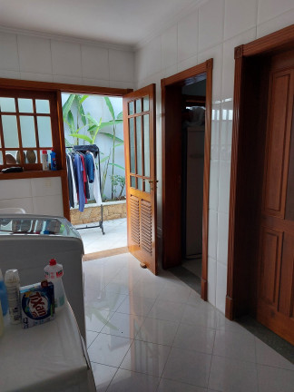 Imagem Casa com 3 Quartos à Venda, 379 m² em Vila Vianna - Cotia Imagem Casa com 3 Quartos à Venda, 379 m² em Vila Vianna - Cotia