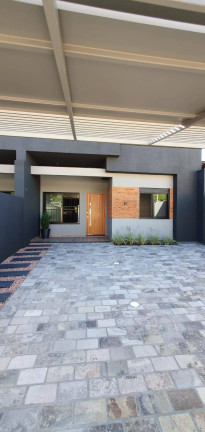 Imagem Casa com 3 Quartos à Venda, em Pinheiro - São Leopoldo Imagem Casa com 3 Quartos à Venda, em Pinheiro - São Leopoldo