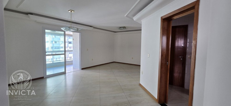 Imagem Apartamento com 3 Quartos à Venda, 115 m² em Centro - Balneário Camboriú Imagem Apartamento com 3 Quartos à Venda, 115 m² em Centro - Balneário Camboriú
