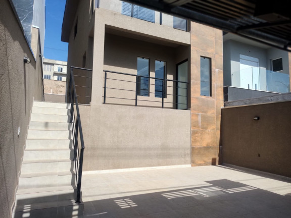 Imagem Sobrado com 3 Quartos à Venda, 120 m² em Portais (polvilho) - Cajamar Imagem Sobrado com 3 Quartos à Venda, 120 m² em Portais (polvilho) - Cajamar