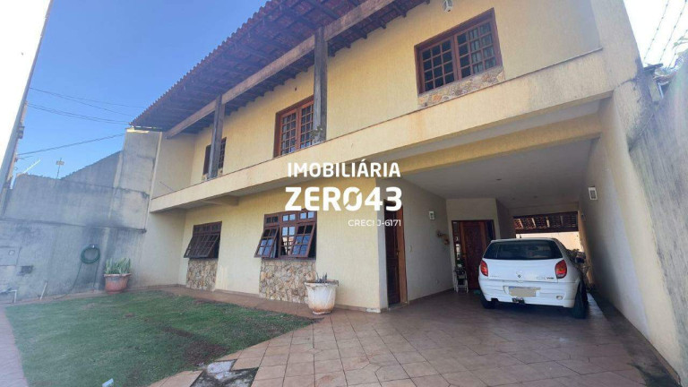 Imagem Casa com 3 Quartos à Venda, 280 m² em Messiânico - Londrina Imagem Casa com 3 Quartos à Venda, 280 m² em Messiânico - Londrina