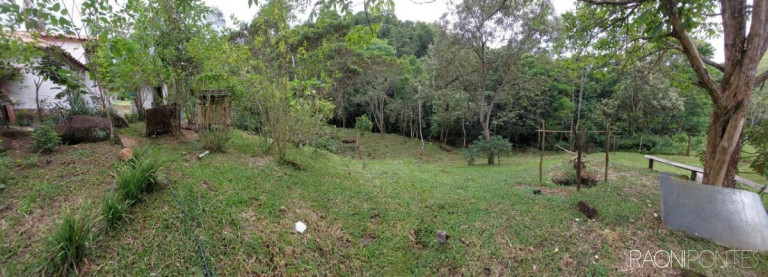 Imagem Chácara com 5 Quartos à Venda, 256 m² em Papucaia - Cachoeiras De Macacu