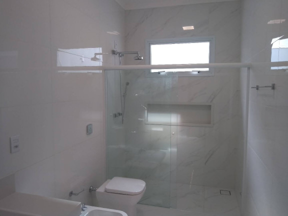 Imagem Casa com 3 Quartos à Venda, 360 m² em Jardim Estoril Iii - Bauru Imagem Casa com 3 Quartos à Venda, 360 m² em Jardim Estoril Iii - Bauru