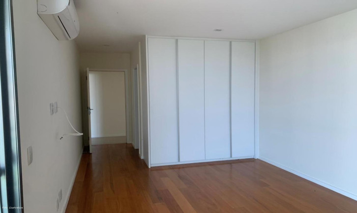 Imagem Apartamento com 4 Quartos à Venda, 376 m² em Barra Da Tijuca - Rio De Janeiro Imagem Apartamento com 4 Quartos à Venda, 376 m² em Barra Da Tijuca - Rio De Janeiro