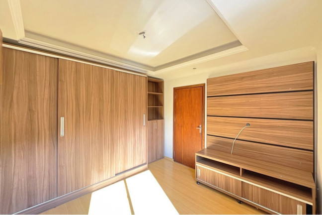 Imagem Apartamento com 3 Quartos à Venda, 60 m² em Santo Antônio - Porto Alegre Imagem Apartamento com 3 Quartos à Venda, 60 m² em Santo Antônio - Porto Alegre
