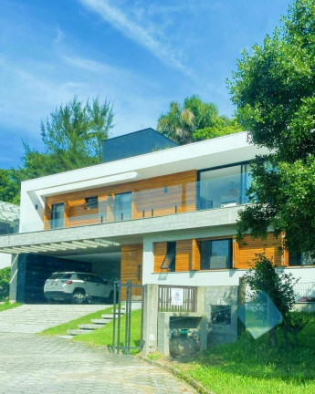 Casa com 4 Quartos à Venda, 187 m² em Morrinhos - Garopaba