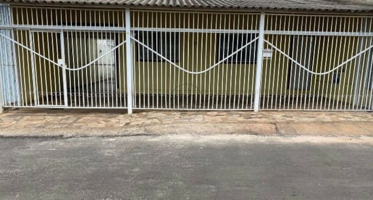 Imagem Casa com 6 Quartos à Venda, 150 m² em Ceilândia Sul (ceilândia) - Brasília Imagem Casa com 6 Quartos à Venda, 150 m² em Ceilândia Sul (ceilândia) - Brasília