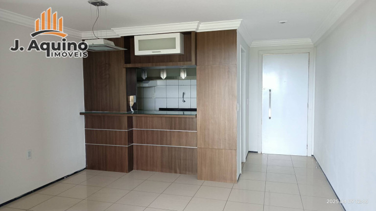 Apartamento com 3 Quartos à Venda, 74 m² em Engenheiro Luciano Cavalcante - Fortaleza