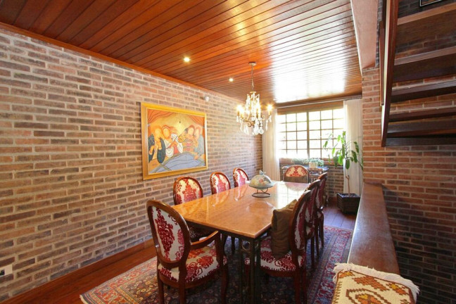 Imagem Casa com 3 Quartos à Venda, 355 m² em Santo Antônio - Porto Alegre Imagem Casa com 3 Quartos à Venda, 355 m² em Santo Antônio - Porto Alegre