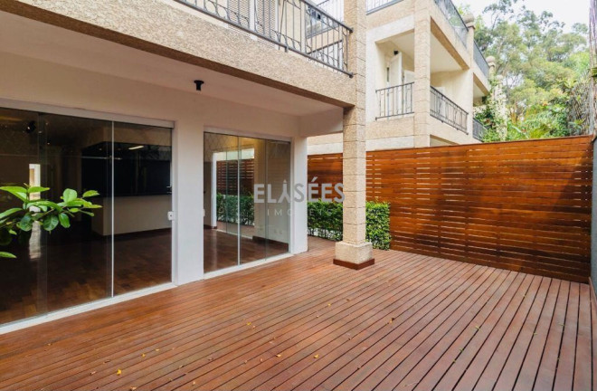 Imóvel com 3 Quartos à Venda, 300 m² em Morumbi - São Paulo