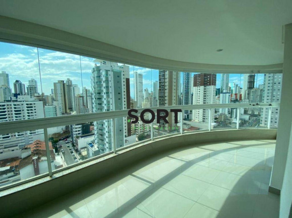 Imagem Apartamento com 3 Quartos à Venda, 139 m² em Centro - Balneário Camboriú