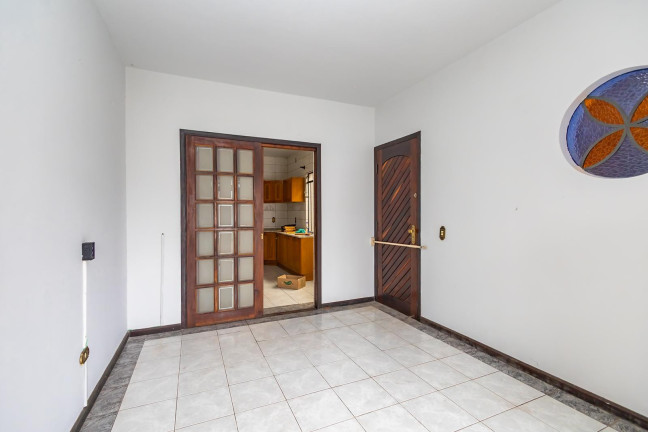 Imagem Casa com 4 Quartos para Alugar, 200 m² em Bigorrilho - Curitiba Imagem Casa com 4 Quartos para Alugar, 200 m² em Bigorrilho - Curitiba