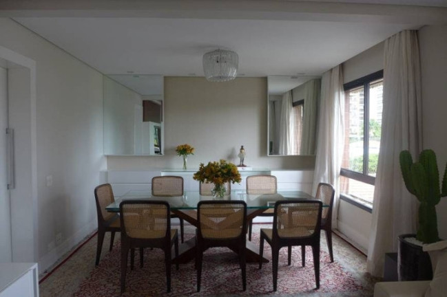 Imagem Apartamento com 3 Quartos à Venda, 240 m² em Moema - São Paulo Imagem Apartamento com 3 Quartos à Venda, 240 m² em Moema - São Paulo