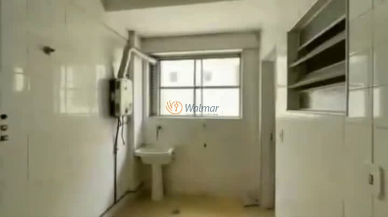 Imagem Imóvel com 3 Quartos à Venda, 84 m² em Cambuí - Campinas Imagem Imóvel com 3 Quartos à Venda, 84 m² em Cambuí - Campinas