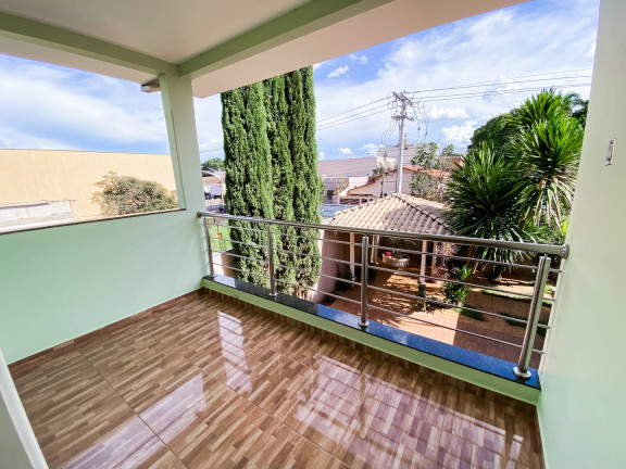 Imagem Sobrado com 3 Quartos à Venda, 214 m² em Centro - Caldas Novas