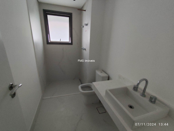 Imagem Imóvel com 4 Quartos à Venda, 244 m² em Moema - São Paulo Imagem Imóvel com 4 Quartos à Venda, 244 m² em Moema - São Paulo